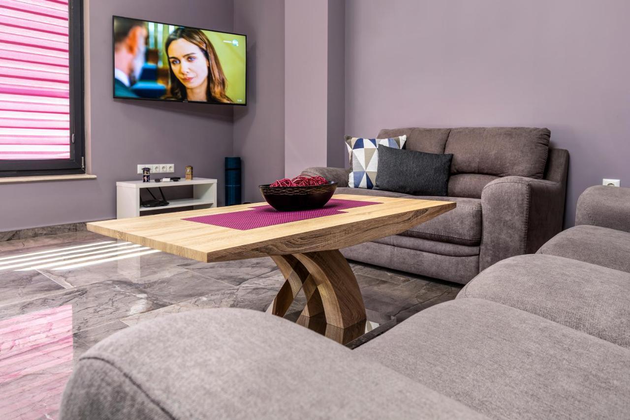 Апартаменти Stylish 1Bd Flat With A Parking Spot By Flat Mаnager Пловдив Екстер'єр фото